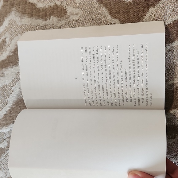 Stephen King End of Watch Novel - Picture 3 of 6